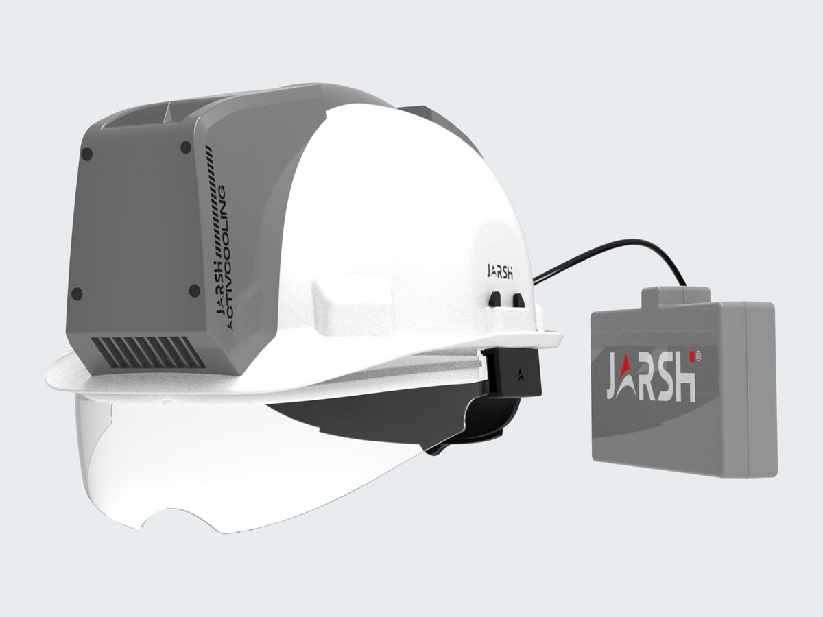 ActivCooling with clear visor and external battery