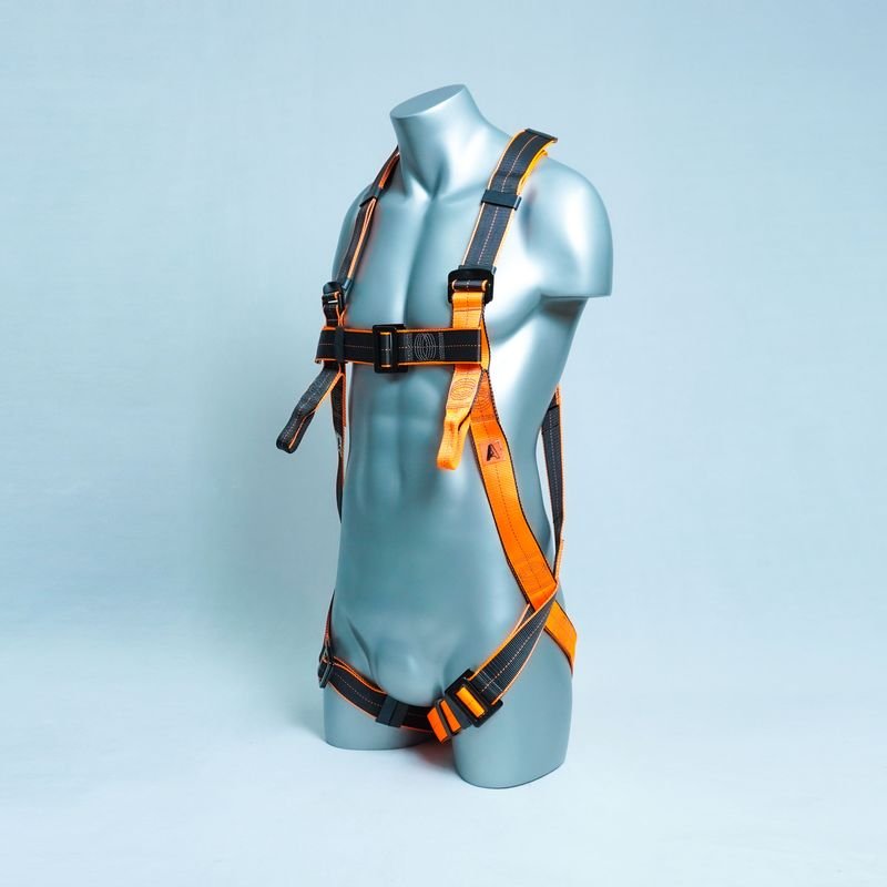 EssentiA ESH-03(DT) three-quarter view