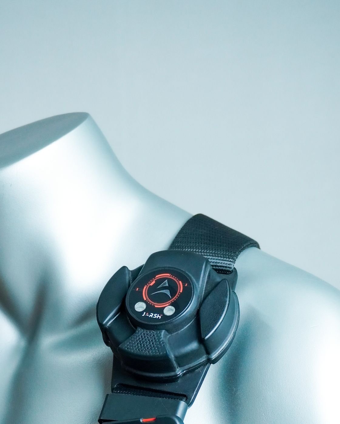 Kavach voltage-detection module on a harness shoulder strap